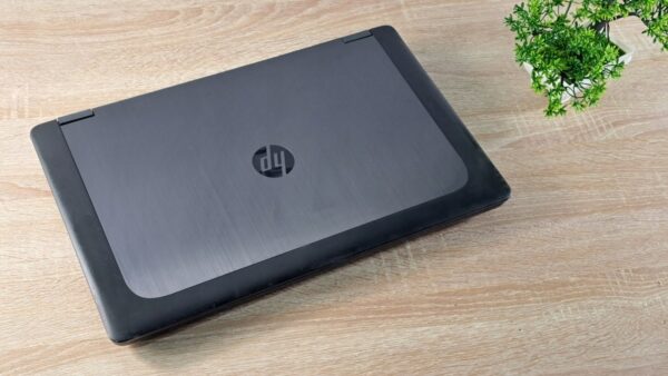 HP ZBook 17 I7 32GB 1TB SSD 17,3" FHD QUADRO WIN10 - obrazek 4