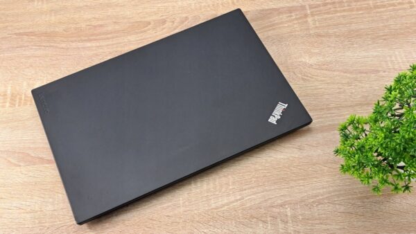 Lenovo ThinkPad T570 i5-6300U 16GB 512GB SSD 15,6" WIN11 - obrazek 4