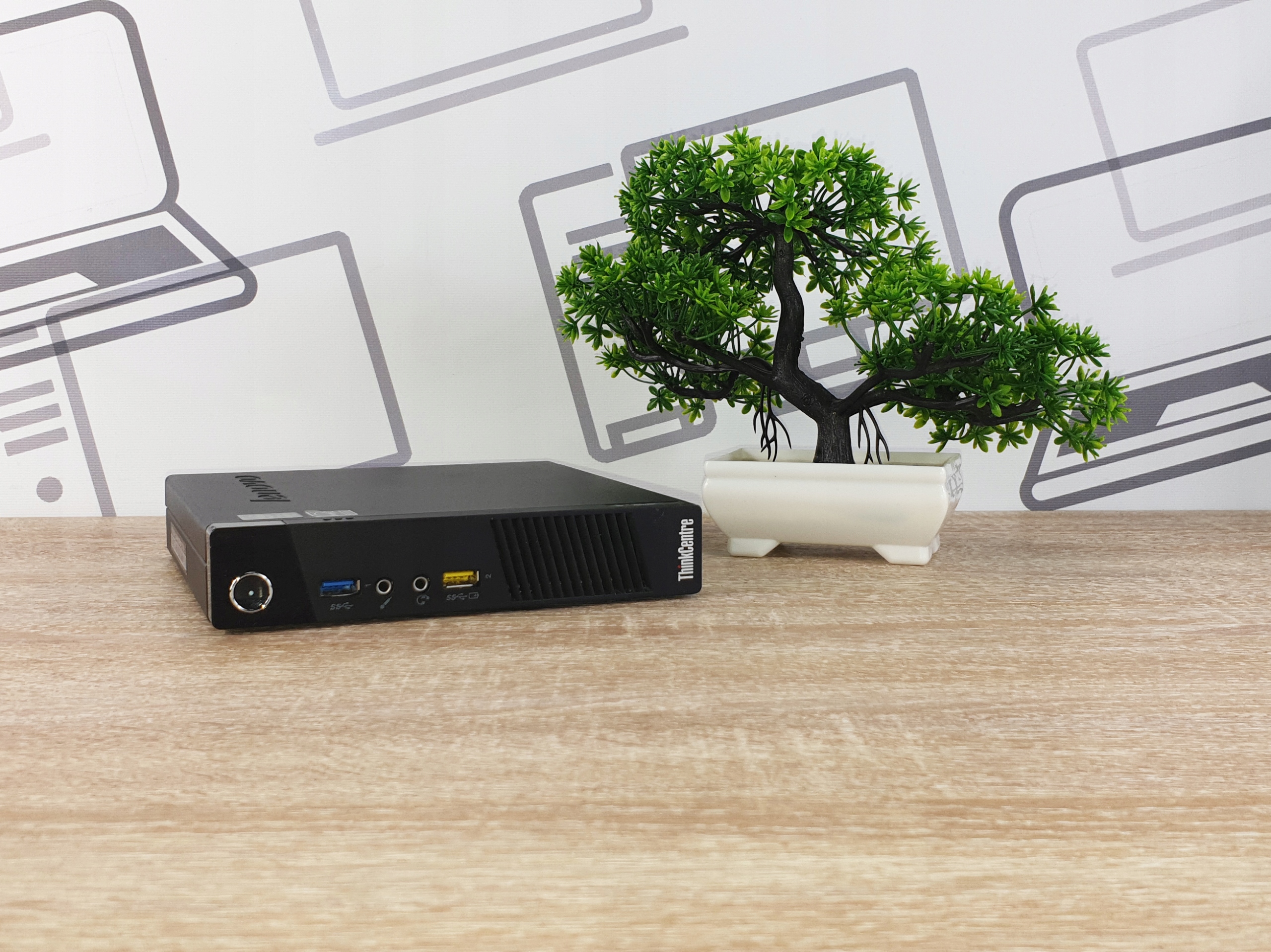 Mini komputer Lenovo M93p Tiny i5 16GB 256 SSD W10 - obrazek 6