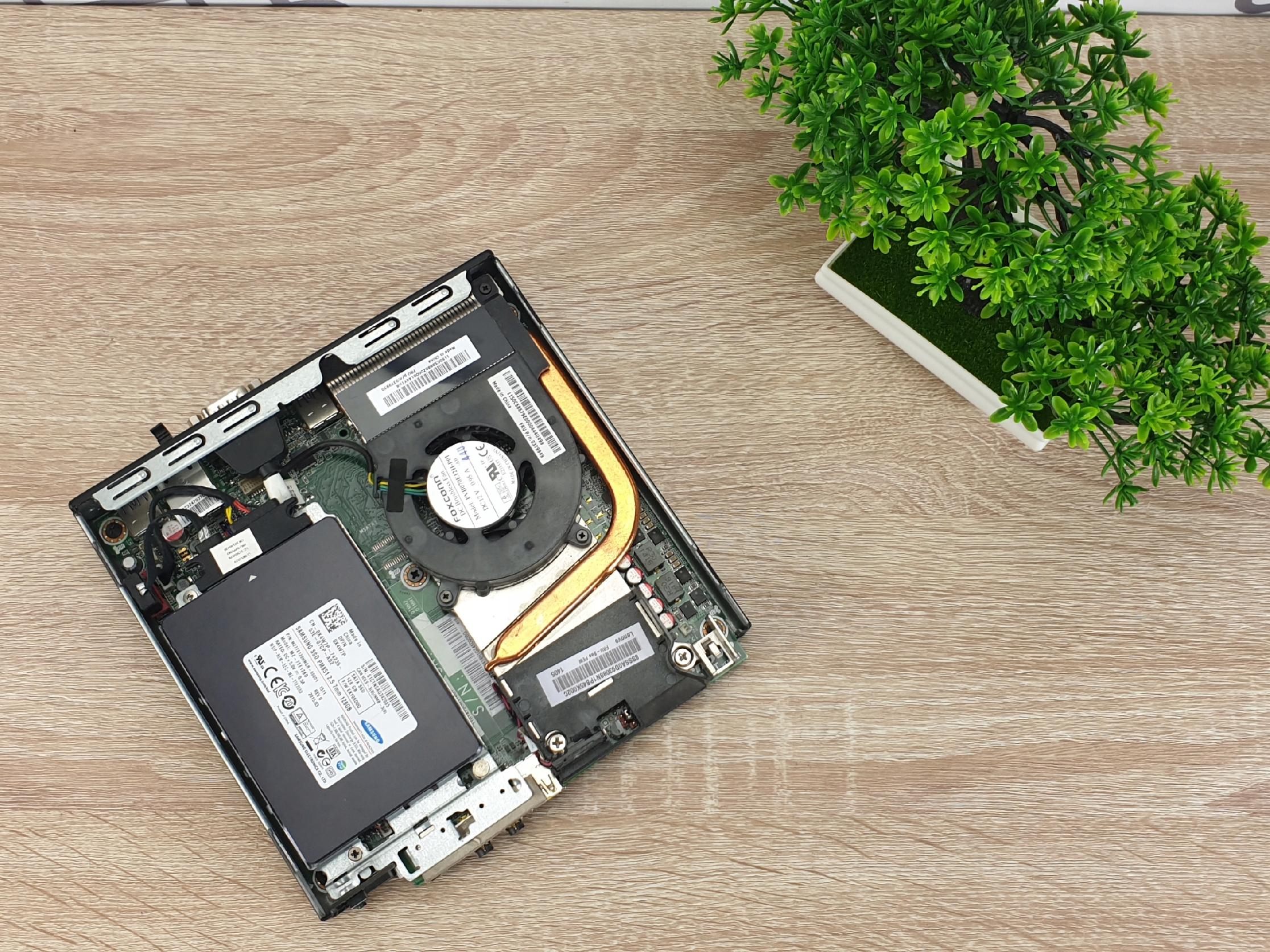 Mini komputer Lenovo M93p Tiny i5 16GB 128 SSD W10 - obrazek 6