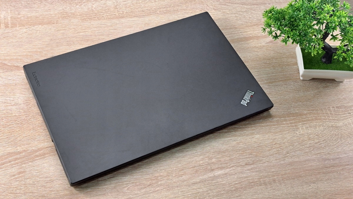 Lenovo ThinkPad T560 i5 8GB 128GB SSD 15,6" FullHD WINDOWS 10 - obrazek 5