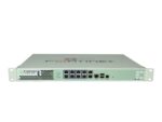 Firewall Fortinet FortiGate-300C w obudowie rack 1U, widok z przodu ukazujący osiem portów RJ45 i uszy montażowe.