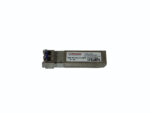 Moduł SFP+ Precision w metalowej obudowie z niebieskim złączem LC i widoczną naklejką z opisem na boku.