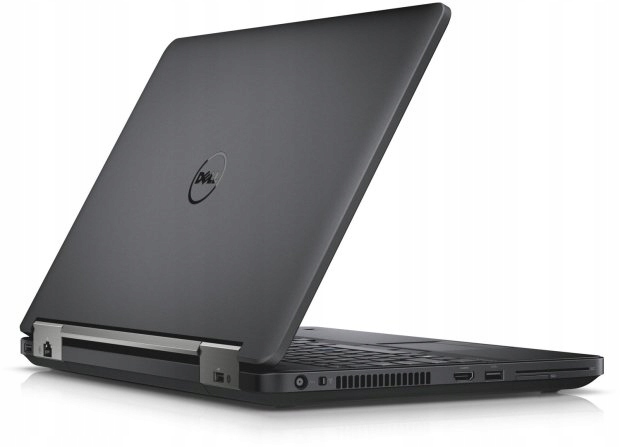 Laptop Dell Latitude otwarty pod kątem od tyłu, widoczna klapa z logo Dell i boczne porty USB