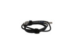 Zwinięty czarny kabel Mini-SAS SFF-8088 ze złączami na obu końcach, luzem na białym tle.