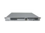 Przód urządzenia rack Hitachi VSP Hub w szarej obudowie 1U z portem sieciowym, przyciskiem i diodami LED.