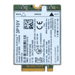 Zbliżenie na kartę modemu M.2 Sierra Wireless EM7455 z widocznymi naklejkami z etykietami i złączem antenowym.