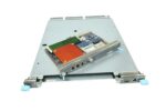 Moduł Juniper EX9200 na metalowej wysuwanej tacce z widoczną płytą, radiatorem i portami sieciowymi z boku.