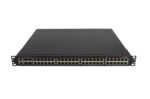 Przedni panel switcha Brocade z rzędami portów RJ45 oraz dodatkowymi slotami SFP+ po prawej stronie, uszy montażowe widoczne z przodu.