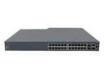 Przedni panel switcha Avaya 4826GTS z 24 portami RJ45 oraz portami SFP/SFP+ po prawej stronie obudowy.