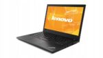 Otwarty laptop Lenovo ThinkPad T480 pod kątem z boku, na ekranie pomarańczowe logo Lenovo, widoczna klawiatura z czerwonym TrackPointem.