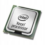 Procesor Intel Xeon w obudowie LGA771 widziany z góry, metalowa pokrywa ze srebrną etykietą i logo Intel.