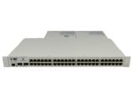 Przód switcha Alcatel-Lucent z widocznymi 48 portami RJ45, uszami montażowymi i lekko przetartą obudową.