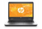 Otwarty laptop HP ProBook 640 G2 od przodu, na ekranie pomarańczowa grafika z logo HP, widoczna klawiatura z touchpadem.