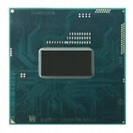 Zbliżenie procesora Intel Core i5-4310M w obudowie PGA, widoczna metalowa powierzchnia rdzenia i piny na spodzie.