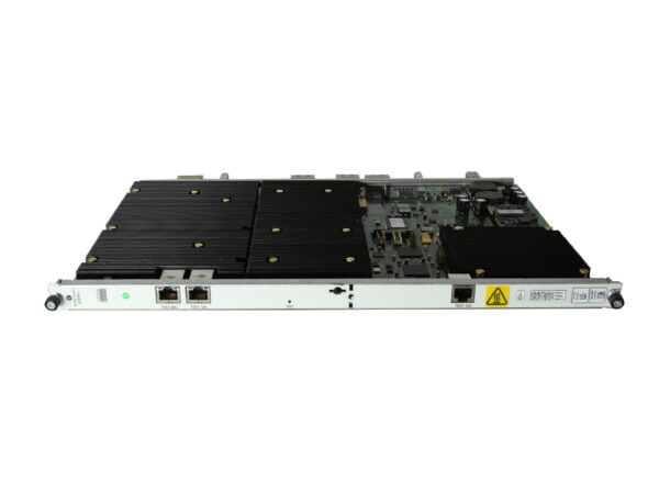 Moduł Alcatel-Lucent BCEM-U widziany od góry, z płytą elektroniczną, dwoma portami RJ45 i radiatorami chłodzącymi.