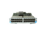 Moduł rozszerzeń HP J8706A z dwoma rzędami po 12 slotów SFP, widoczna płyta elektroniczna od góry.