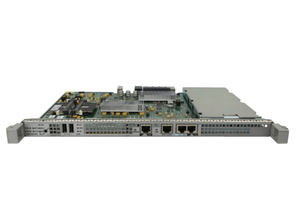 Moduł Cisco ASR1000-RP1 z odsłoniętą płytą główną, widoczne porty RJ45 i USB oraz uchwyty montażowe po bokach.