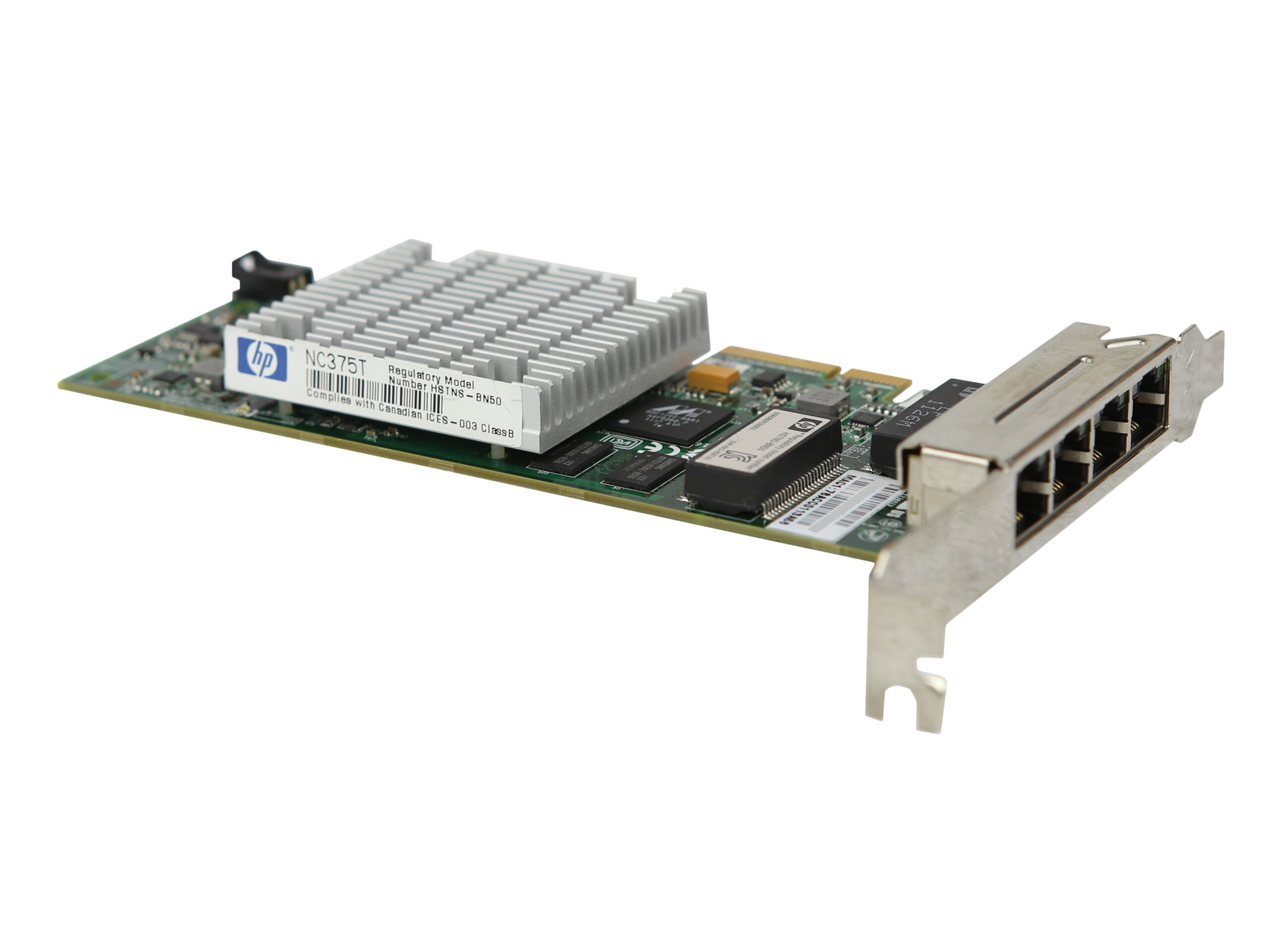 Karta sieciowa HP PCIe z czterema portami RJ45 na metalowym bracketu, widok z boku na układy elektroniczne.