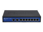 Przedni panel firewalla Juniper SSG5 z siedmioma portami RJ45 i logo producenta na czarnej obudowie.