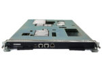 Moduł Routing Engine Juniper EX8208-SRE320 z boku, widoczne dwa porty RJ45 i uszy montażowe do szafy rack