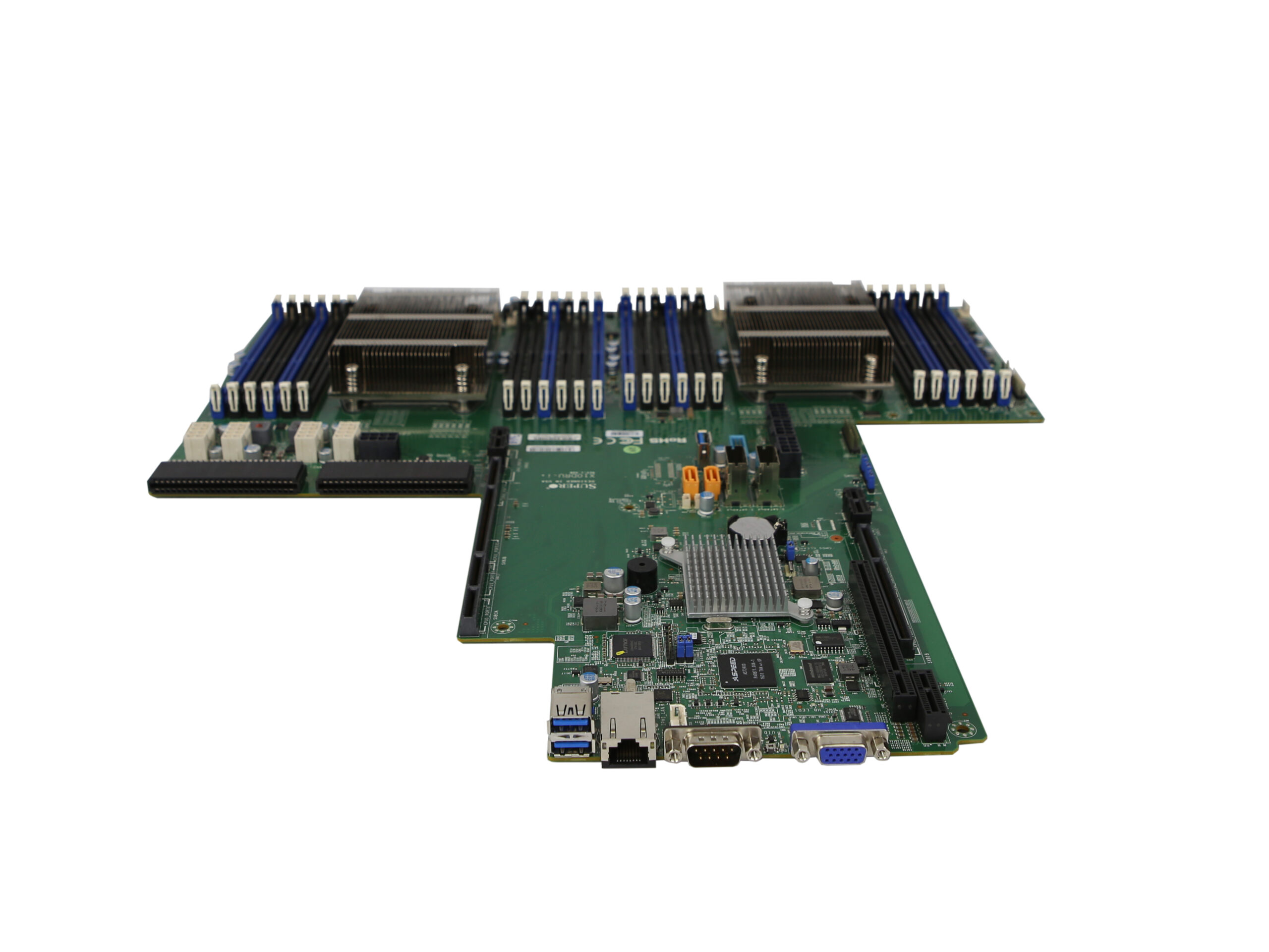 Płyta główna Supermicro z dwoma procesorowymi gniazdami i radiatorami, widoczne sloty RAM oraz porty USB i VGA.