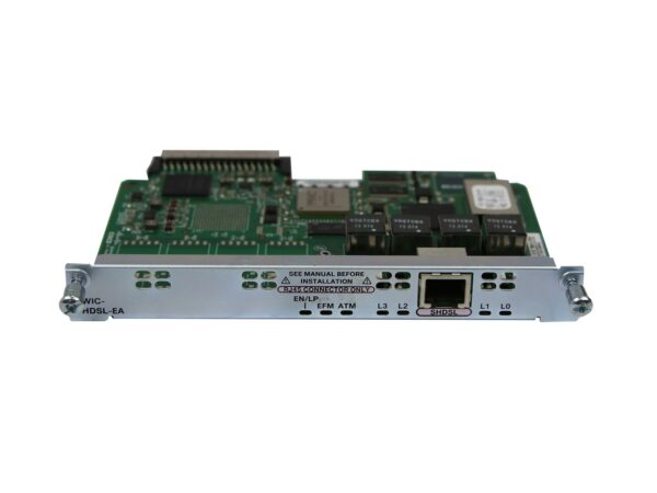 Moduł rozszerzeń Cisco z widoczną płytką elektroniczną, złączem RJ-45 i metalową obudową montażową z boku.