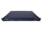 Widok z przodu bramy Cisco TelePresence GW 3241 z uszami montażowymi, portami RJ45 i diodami na czarnej obudowie rack.