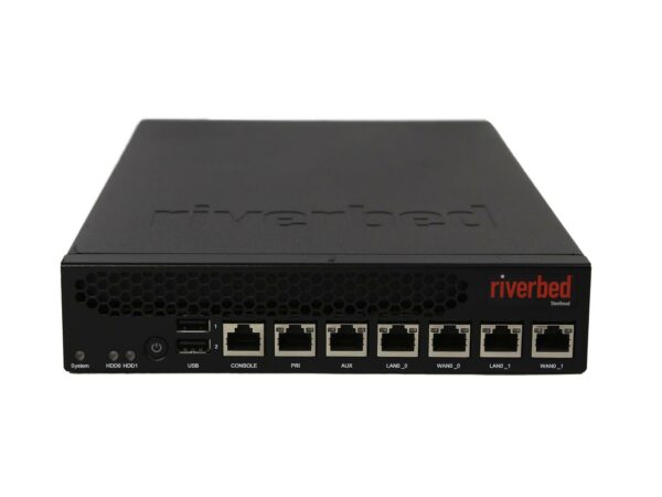 Przedni panel urządzenia Riverbed Steelhead CX-770 z rzędem portów Ethernet i portem konsoli, obudowa czarna.
