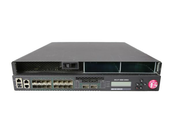 Widok z przodu urządzenia F5 BIG-IP z rzędami portów SFP+ i QSFP+ oraz małym wyświetlaczem LCD.