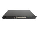 Tylny panel serwera konsolowego Digi Passport 16 z gniazdem zasilania, portem USB, RJ45 i rzędem 16 portów RS-232.