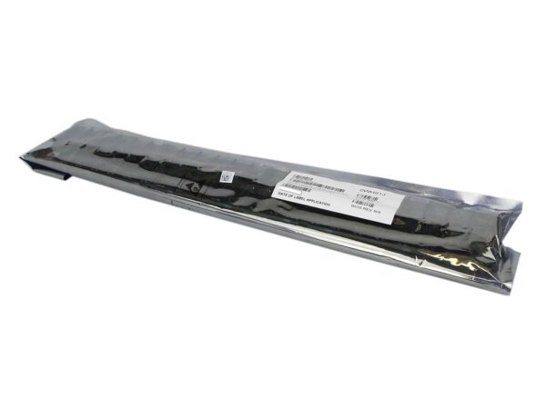 Podłużny backplane Dell w przezroczystej torebce antystatycznej z naklejką z opisem produktu.