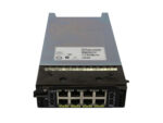 Moduł Cisco WAVE-INLN-GE-8T od przodu z ośmioma portami RJ45 i naklejką z oznaczeniami na górnej krawędzi obudowy.