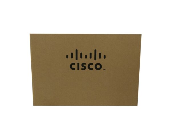 Zamknięte brązowe pudełko kartonowe z czarnym logo Cisco na wieku.