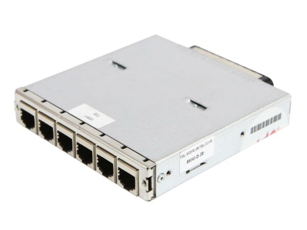 Moduł tML z sześcioma portami RJ45 w rzędzie na metalowej obudowie, widoczna naklejka z opisem na górze.