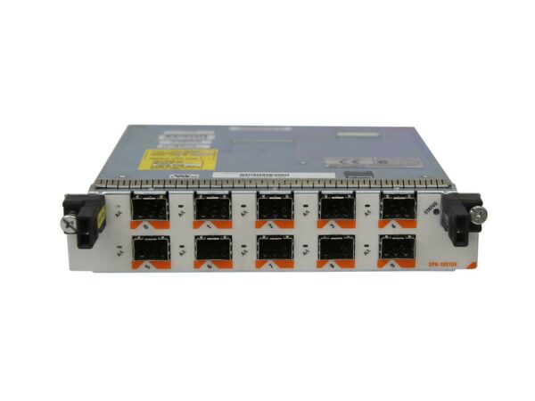 Moduł Cisco SPA-10X1GE z przodu, widoczny rząd dziesięciu portów SFP i śruby mocujące po bokach.