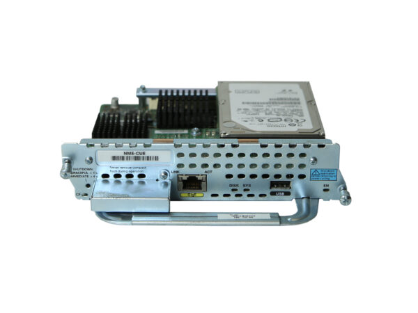Moduł Cisco NME-CUE z widocznym dyskiem twardym, radiatorem i portem RJ45 na froncie karty
