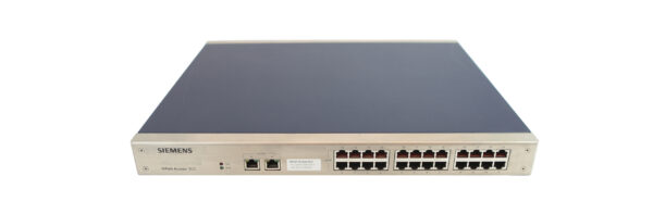Przedni panel modułu Siemens HiPath z 24 portami RJ45 w dwóch rzędach i dwoma dodatkowymi portami X-Link po lewej stronie.