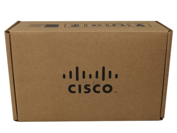 Zamknięte kartonowe pudełko Cisco z logo na wieku, brak widocznej etykiety z numerem modelu.