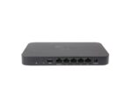 Przedni panel bramki Cisco Meraki Z3C z portami RJ45, portem USB i złączem zasilania na czarnej obudowie.