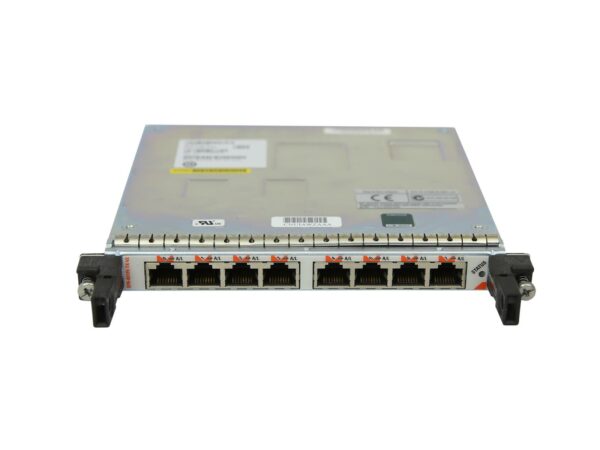 Moduł Cisco SPA z przodu widocznym rzędem ośmiu portów RJ-45 i uchwytami montażowymi po bokach.