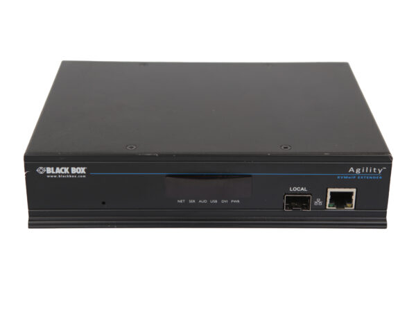 Przedni panel czarnej obudowy Black Box Agility z rzędem diod stanu i portem RJ45 z prawej strony.