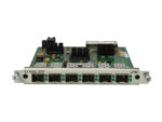 Moduł uPIM Juniper z widoczną płytką elektroniczną i sześcioma portami SFP w rzędzie na krawędzi