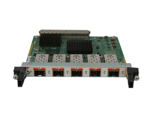 Karta modułu SPA z pięcioma gniazdami SFP w rzędzie, płytka elektroniczna widoczna od góry, uszy montażowe po bokach.