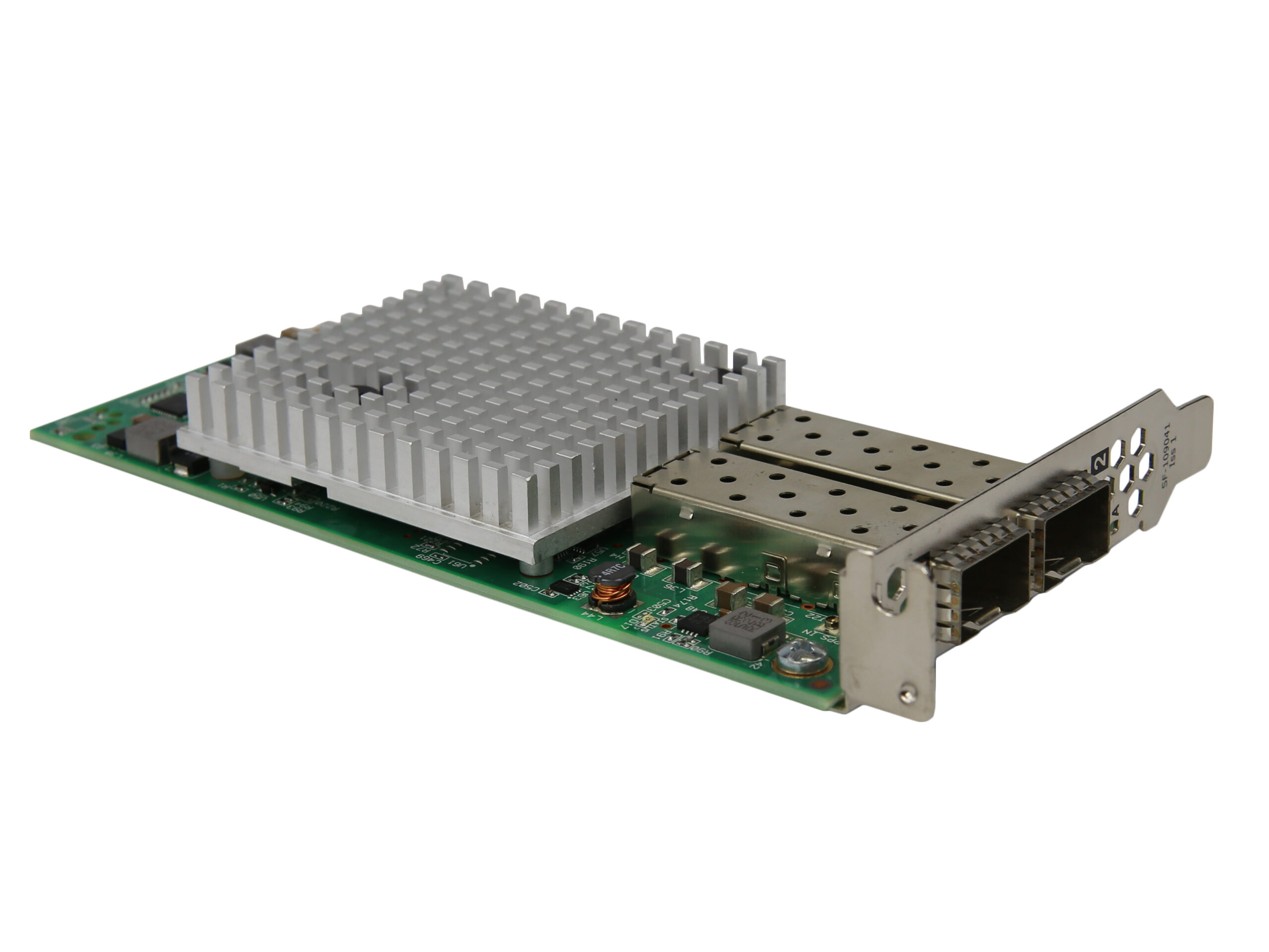 Karta sieciowa PCIe z dużym metalowym radiatorem i dwoma portami SFP+ na wysokim wsporniku montażowym.