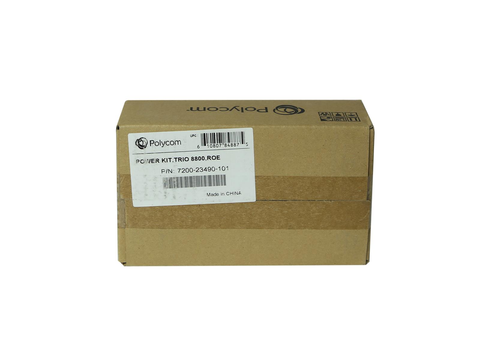 Zamknięte tekturowe pudełko zasilacza Polycom Power Kit z naklejką z logo i opisem produktu.