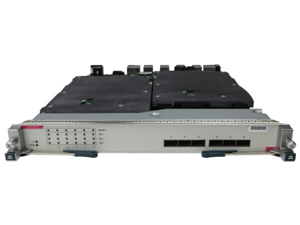 Moduł Cisco N7K-M206FQ-23L z rzędem sześciu portów QSFP+ na przednim panelu i widocznym radiatorem chłodzącym z tyłu