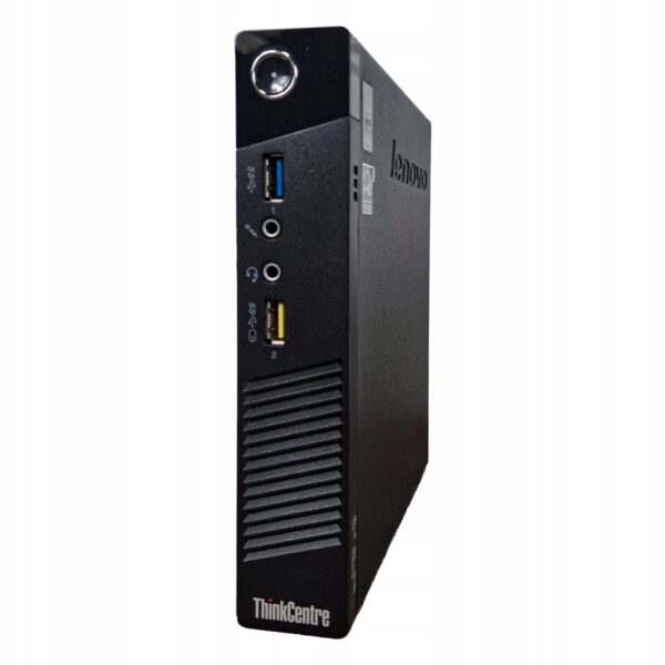 Przód komputera Lenovo ThinkCentre Tiny z widocznymi portami USB, czytnikiem kart SD i wyjściami audio.