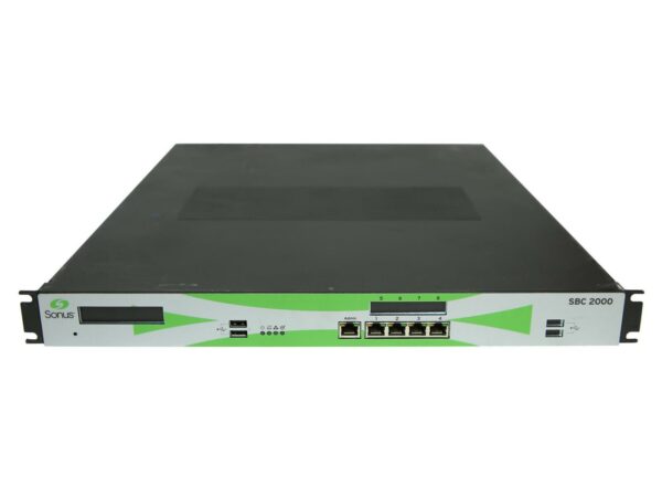 Przód bramki VoIP Sonus SBC 2000 z rzędem portów RJ45, diodami LED i uszami montażowymi do szafy rack.