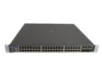 Przedni panel switcha HP ProCurve z rzędami portów RJ45 i uchwytami montażowymi po bokach obudowy.